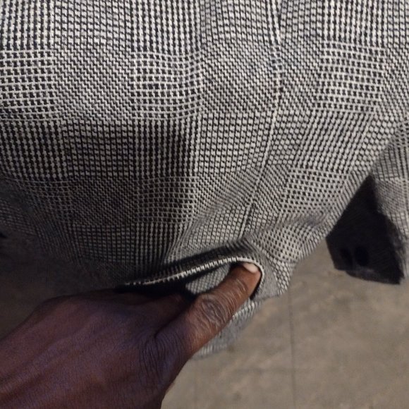 Black/White Checkered Skirt Suit - Picture 3 of 14